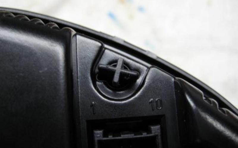 Take out the cluster from the car