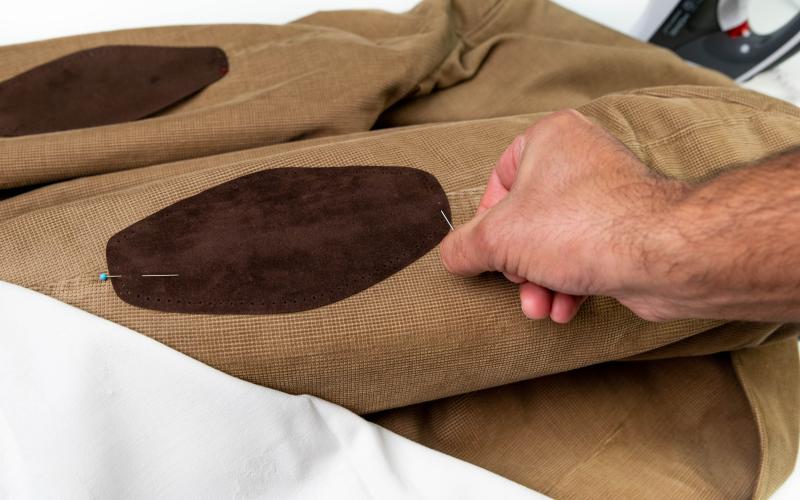 Pegar las coderas con la plancha